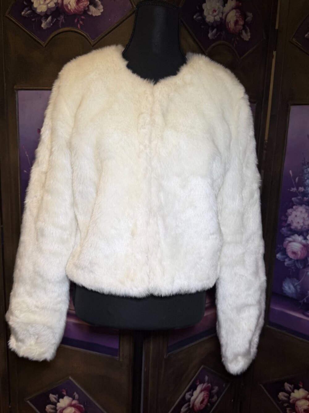 Kardashian Kollection White Faux Fur Cropped Jacket Size S Bridal Holiday Glam